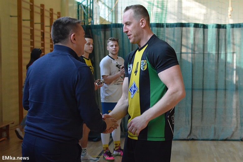 Sobotni turniej siatkówki w Środzie Śląskiej