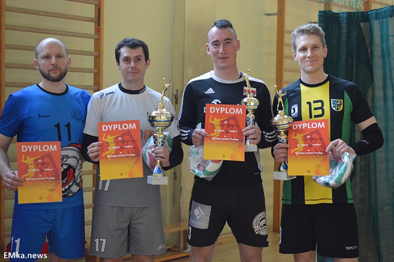 Sobotni turniej siatkówki w Środzie Śląskiej