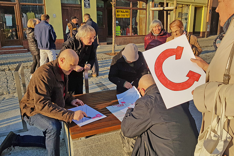 Spacer po rynku wsparciem dla nauczycieli