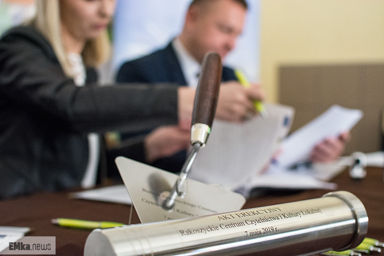 Uroczyste podpisanie umowy i aktu erekcyjnego pod budowę