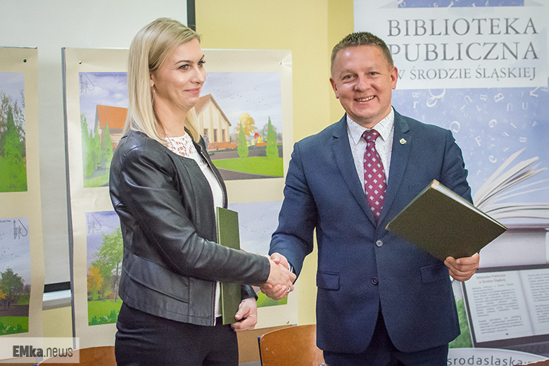 Uroczyste podpisanie umowy i aktu erekcyjnego pod budowę