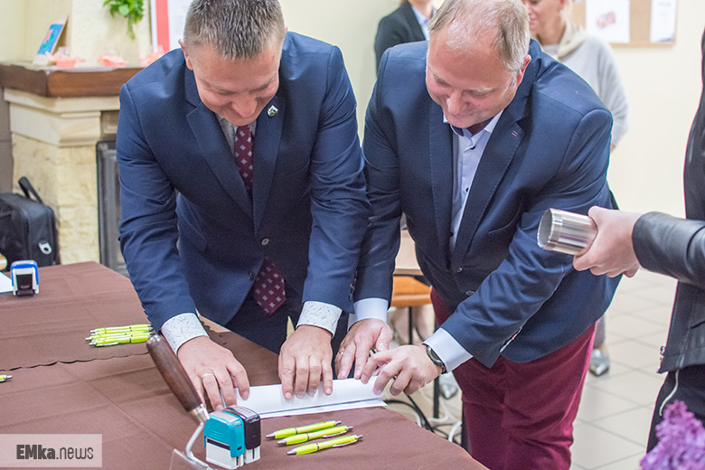 Uroczyste podpisanie umowy i aktu erekcyjnego pod budowę