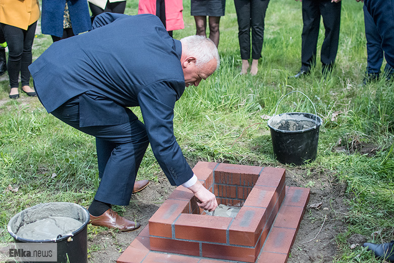 Uroczyste podpisanie umowy i aktu erekcyjnego pod budowę
