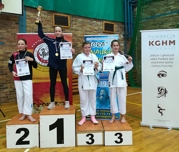 Medale karateków w Legnicy