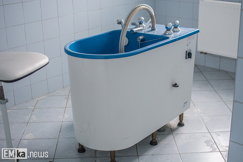 Wnętrza budynku po szpitalu w Środzie Śląskiej