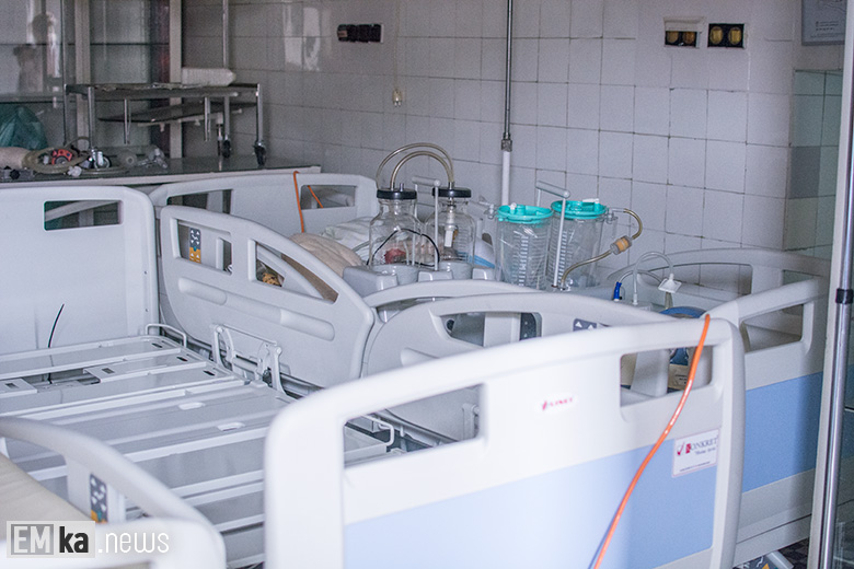 Wnętrza budynku po szpitalu w Środzie Śląskiej