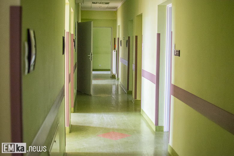 Wnętrza budynku po szpitalu w Środzie Śląskiej