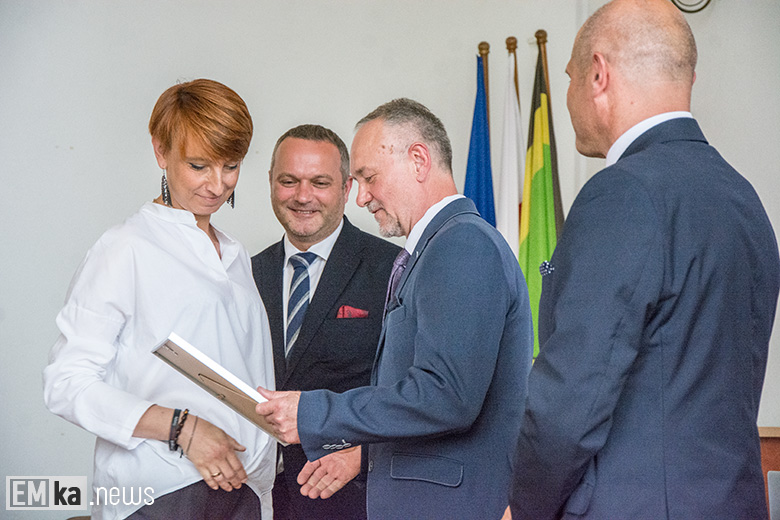 Uroczysta sesja rady powiatu