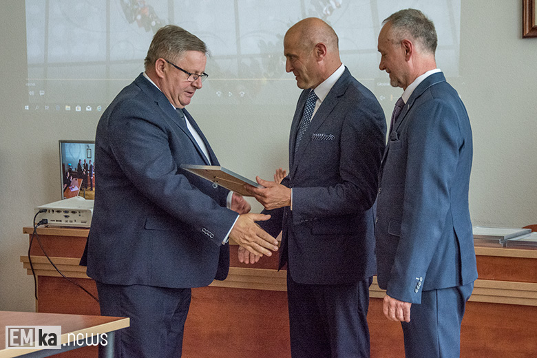 Uroczysta sesja rady powiatu