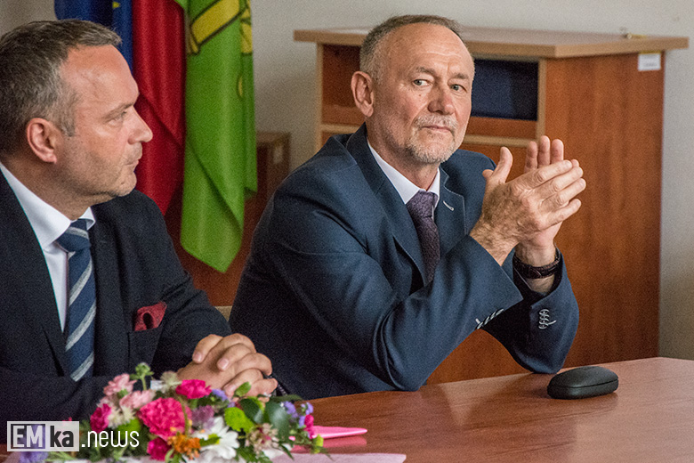 Uroczysta sesja rady powiatu