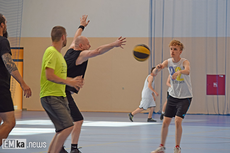 "Kebaby" zwycięzcą turnieju koszykówki w Malczycach