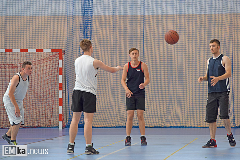 "Kebaby" zwycięzcą turnieju koszykówki w Malczycach