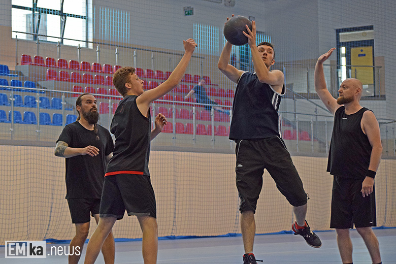 "Kebaby" zwycięzcą turnieju koszykówki w Malczycach