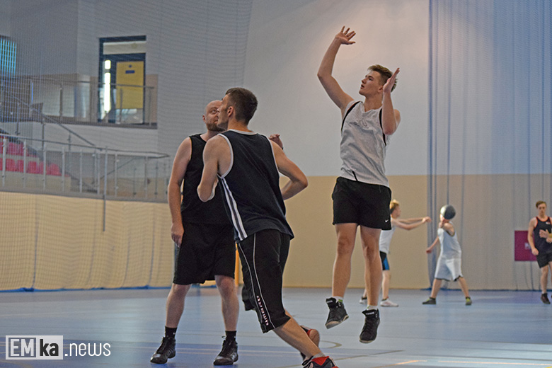 "Kebaby" zwycięzcą turnieju koszykówki w Malczycach