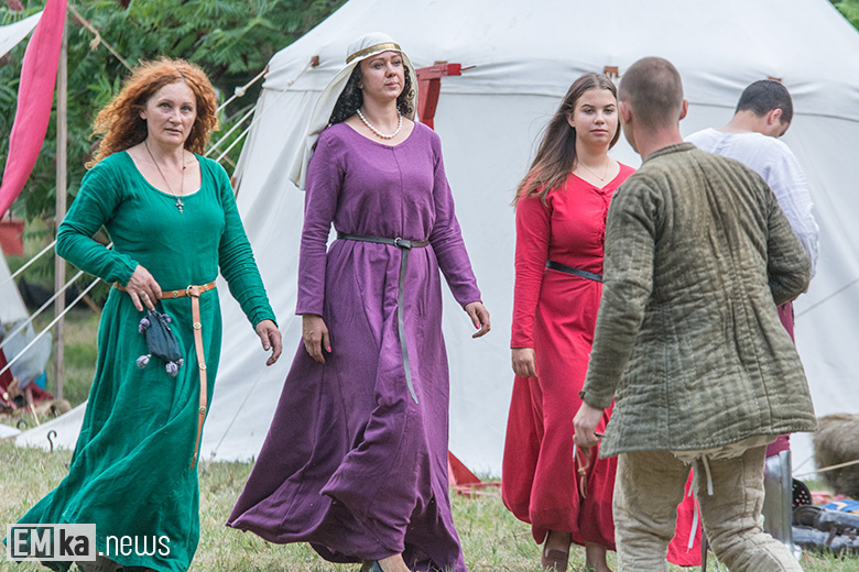 Wojnowice oblężone przez rycerzy