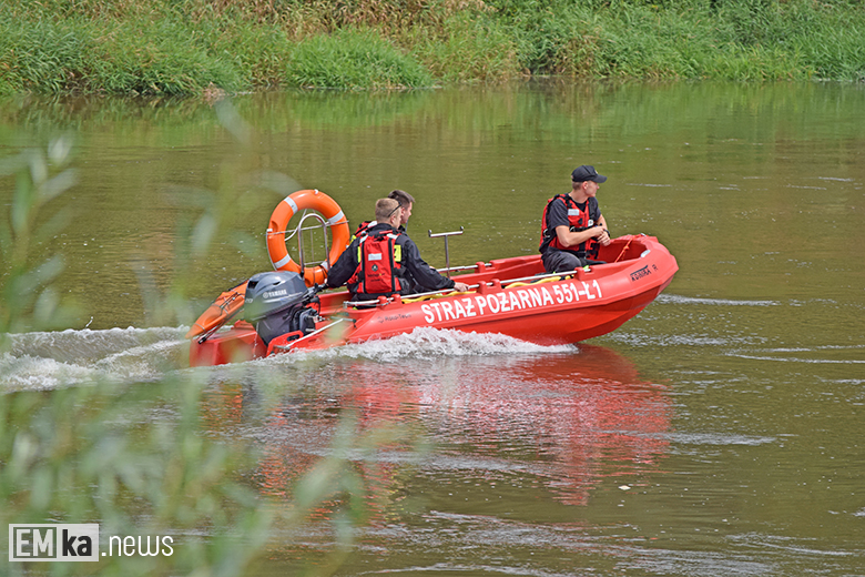 Strażacy sprawdzali sytuację na rzece Odrze