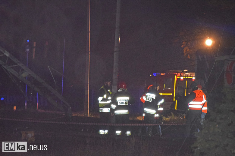 Pociąg towarowy wypadł z torów