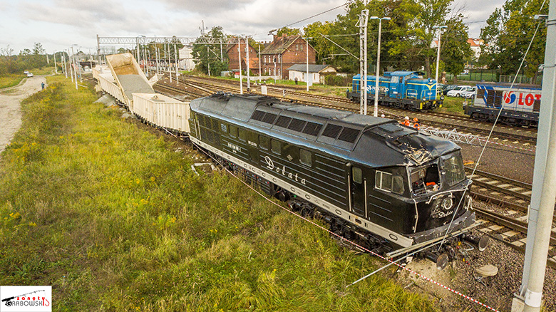 Pociąg towarowy wypadł z torów