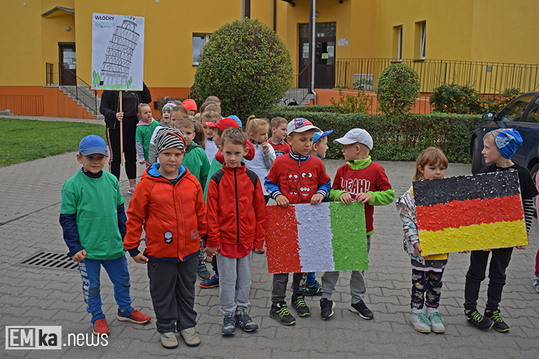 Barwny korowód i bieg przedszkolaków, czyli 15 lat Polski w UE w Malczycach