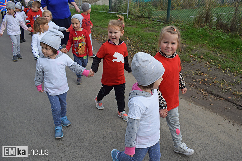 Barwny korowód i bieg przedszkolaków, czyli 15 lat Polski w UE w Malczycach
