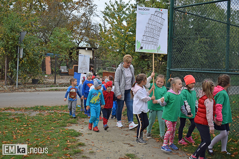 Barwny korowód i bieg przedszkolaków, czyli 15 lat Polski w UE w Malczycach