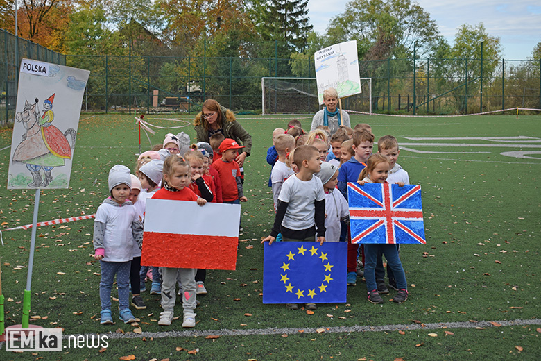 Barwny korowód i bieg przedszkolaków, czyli 15 lat Polski w UE w Malczycach