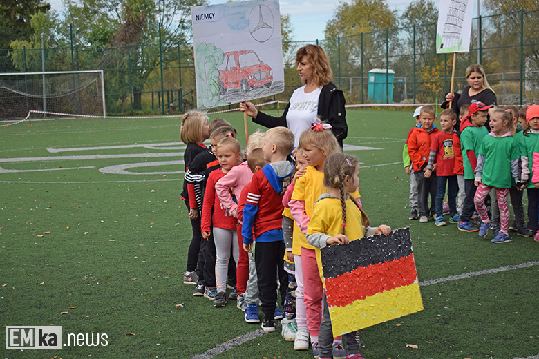 Barwny korowód i bieg przedszkolaków, czyli 15 lat Polski w UE w Malczycach