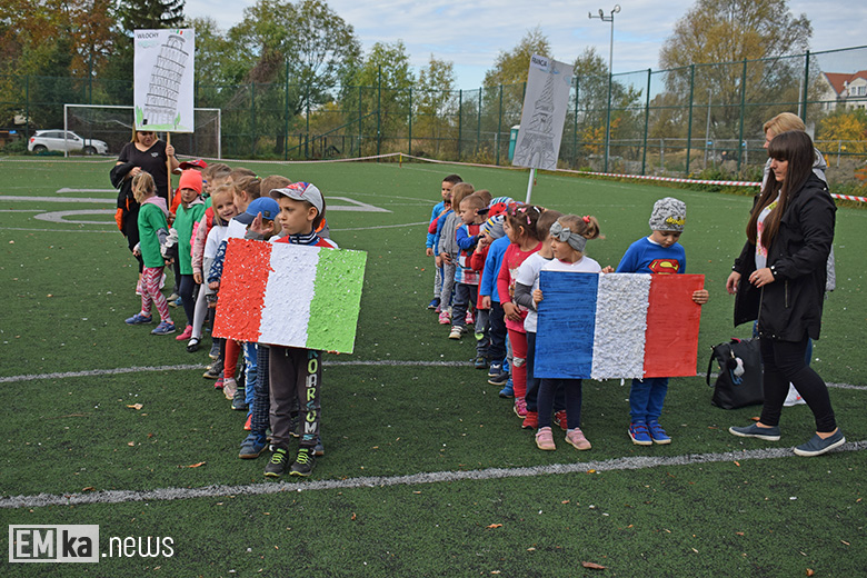 Barwny korowód i bieg przedszkolaków, czyli 15 lat Polski w UE w Malczycach