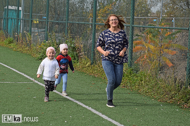 Barwny korowód i bieg przedszkolaków, czyli 15 lat Polski w UE w Malczycach