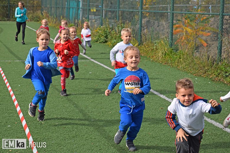 Barwny korowód i bieg przedszkolaków, czyli 15 lat Polski w UE w Malczycach