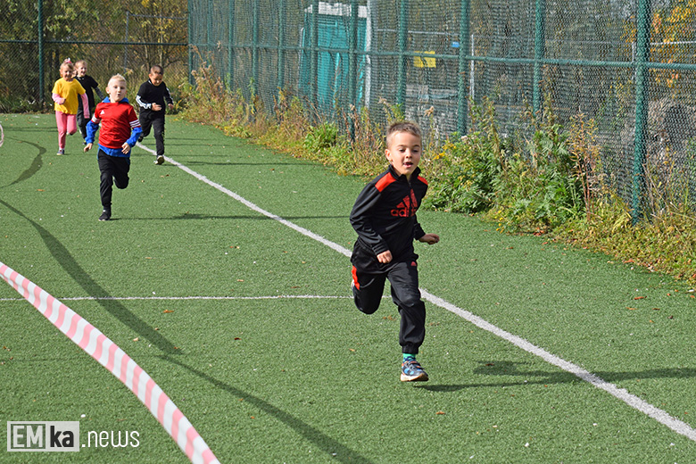 Barwny korowód i bieg przedszkolaków, czyli 15 lat Polski w UE w Malczycach
