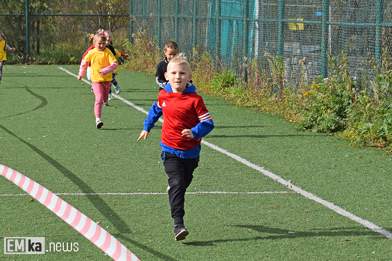 Barwny korowód i bieg przedszkolaków, czyli 15 lat Polski w UE w Malczycach