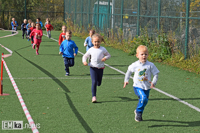 Barwny korowód i bieg przedszkolaków, czyli 15 lat Polski w UE w Malczycach