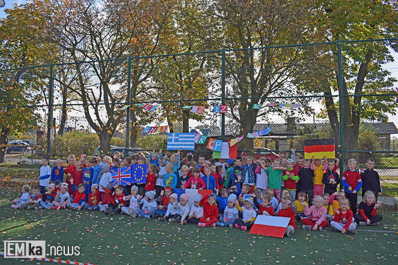 Barwny korowód i bieg przedszkolaków, czyli 15 lat Polski w UE w Malczycach