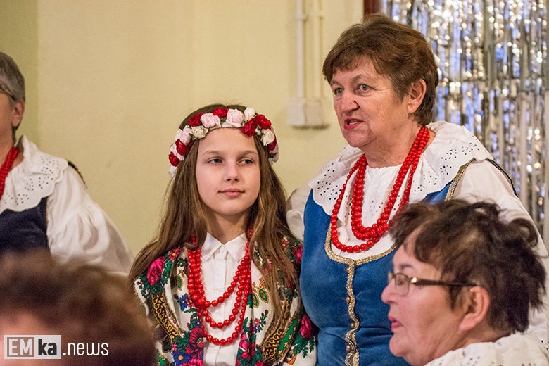 Przekazanie auta strażakom