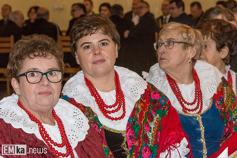 Przekazanie auta strażakom