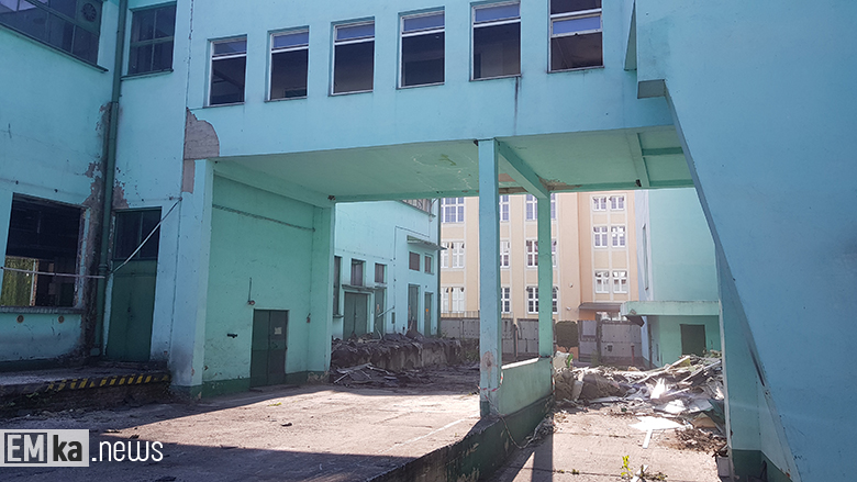 Wyburzanie byłego zakładu Inco