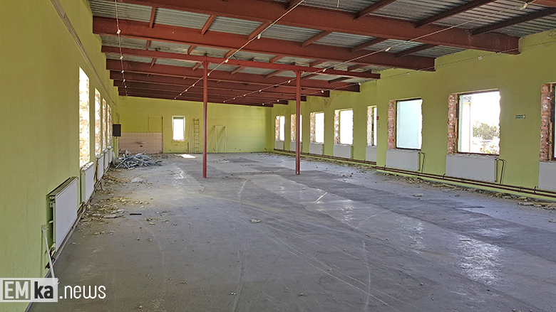 Wyburzanie byłego zakładu Inco