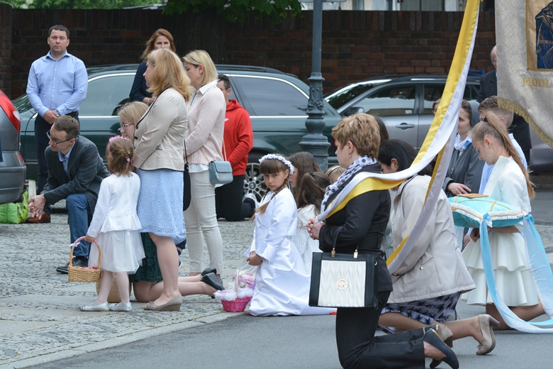 Parafia pw. Podwyższenia Krzyża Świętego 