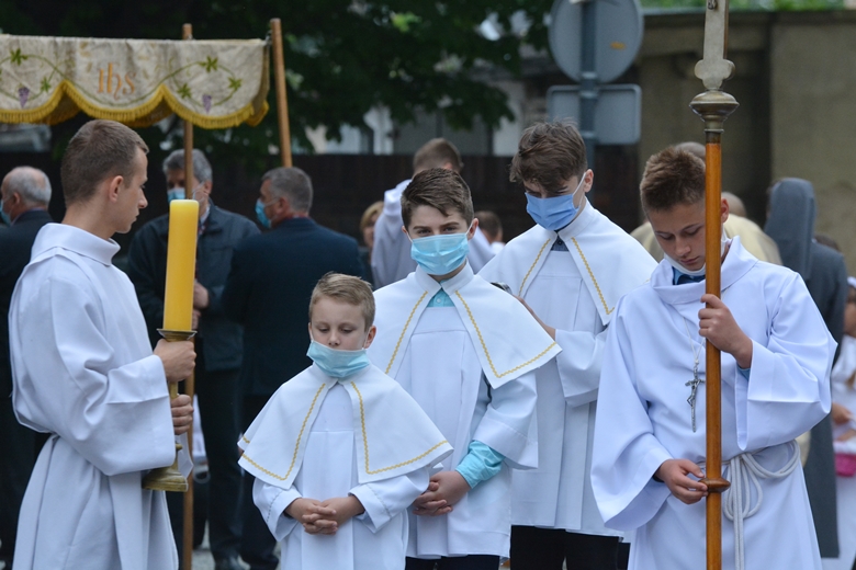 Parafia pw. Podwyższenia Krzyża Świętego 