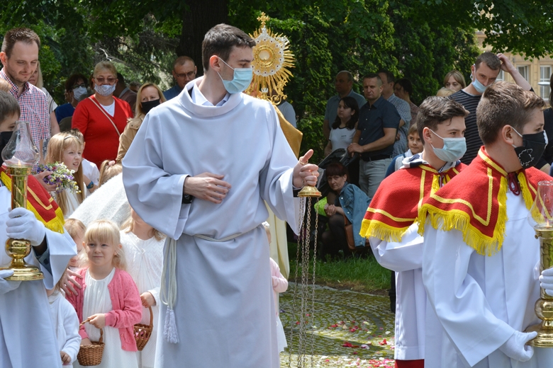 Parafia pw. św. Andrzeja Apostoła