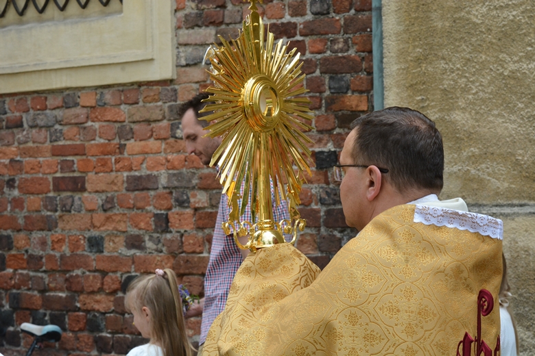 Parafia pw. św. Andrzeja Apostoła