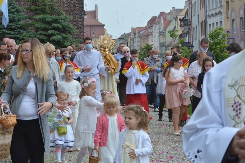 Parafia pw. św. Andrzeja Apostoła