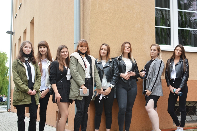 Powiatowy Zespół Szkół nr 1 