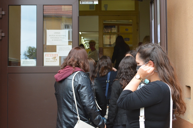 Powiatowy Zespół Szkół nr 1 