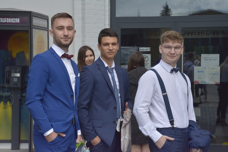 Powiatowy Zespół Szkół nr 1 