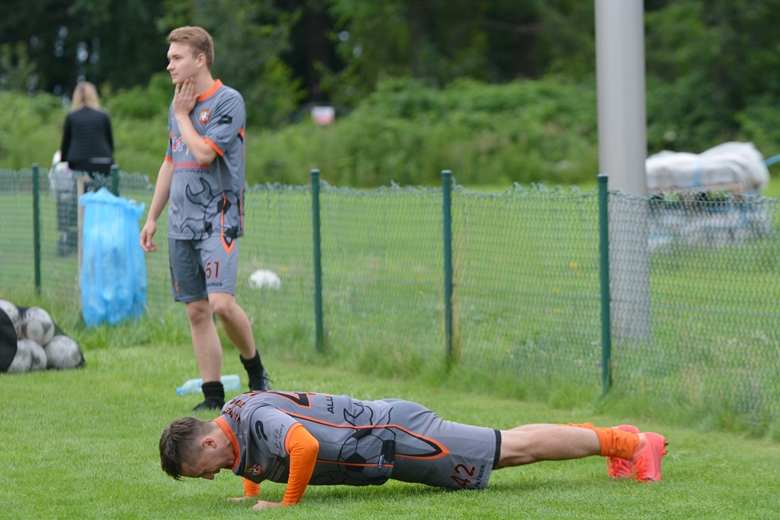 Sparing Polonii z Mechanikiem Brzeziną