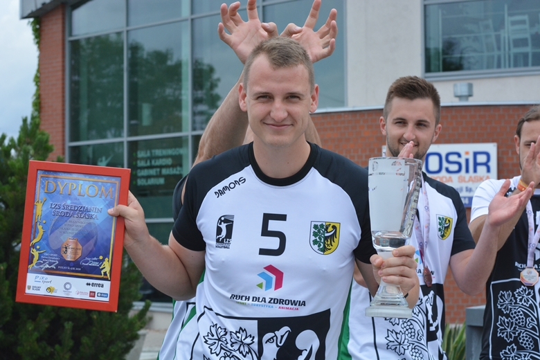 Średzcy siatkarze brązowymi medalistami