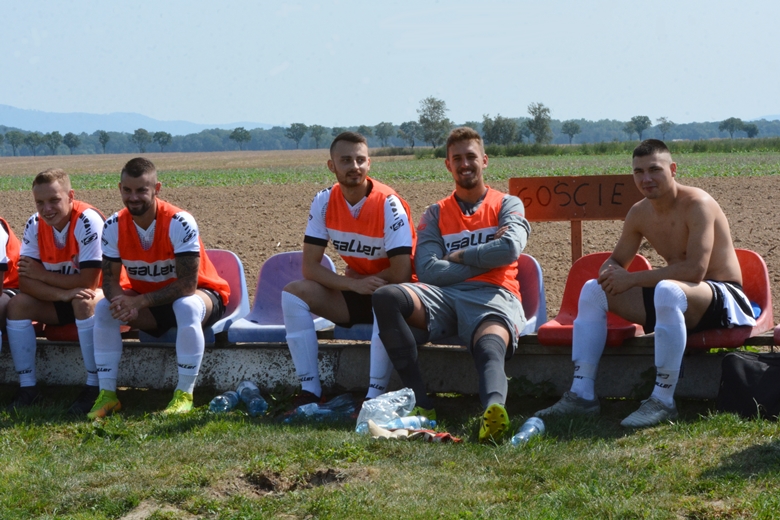 I kolejka  Zjednoczeni Gościsław vs Orzeł Mikołajowice