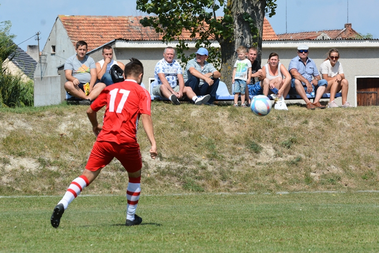 I kolejka  Zjednoczeni Gościsław vs Orzeł Mikołajowice